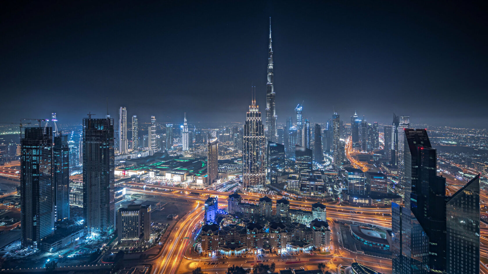 为什么仅凭本国驾照无法在阿联酋合法驾驶？